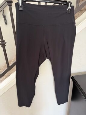 Lululemon Women’s Black Align HR Pant 25”